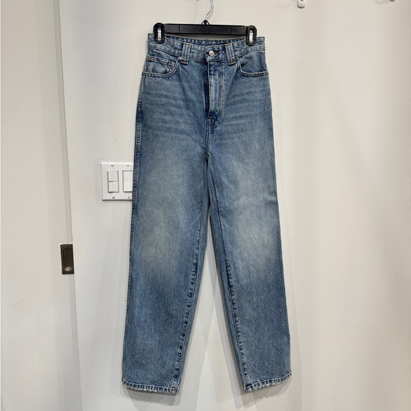 KHAITE Blue Straight Leg Jeans with Vintage Charm - Picture 3 of 7